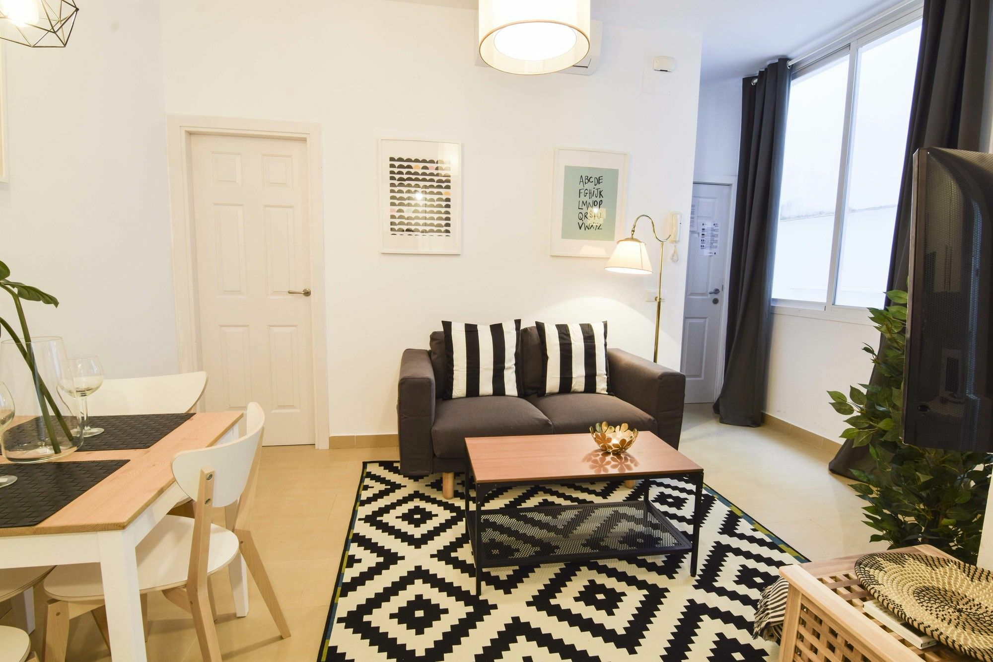 Letmalaga Center White Apartment Exterior photo